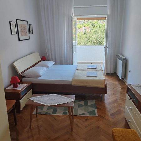 Vila Ribaric Banjol Exteriér fotografie