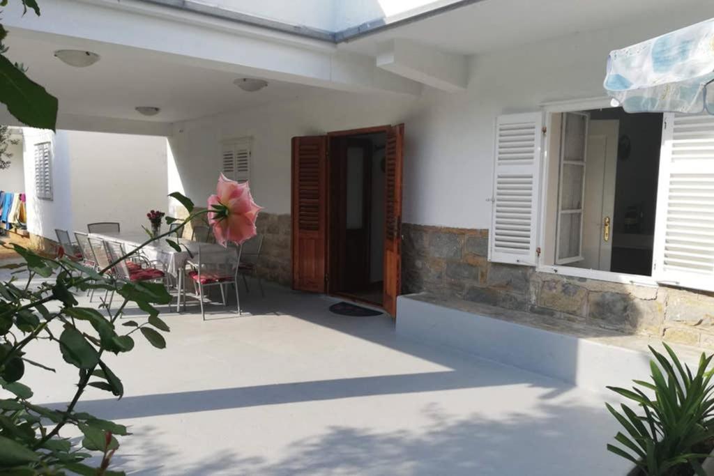 Vila Ribaric Banjol Exteriér fotografie