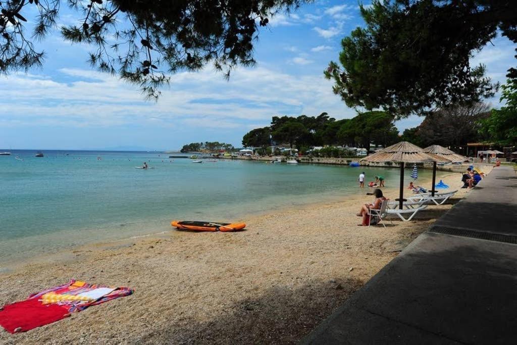 Vila Ribaric Banjol Exteriér fotografie