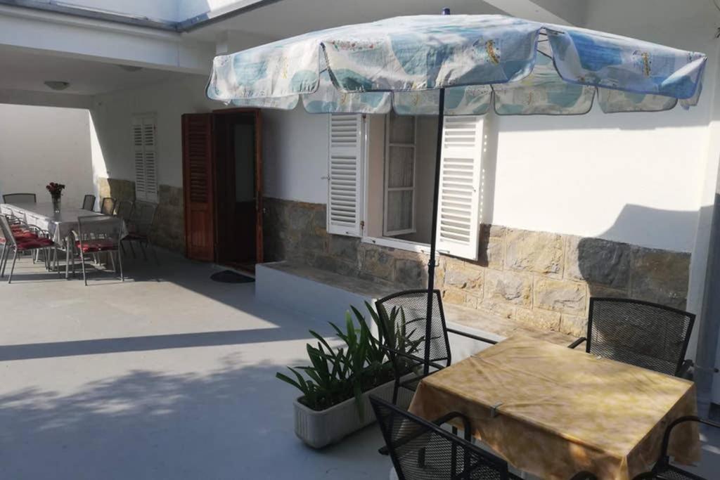 Vila Ribaric Banjol Exteriér fotografie