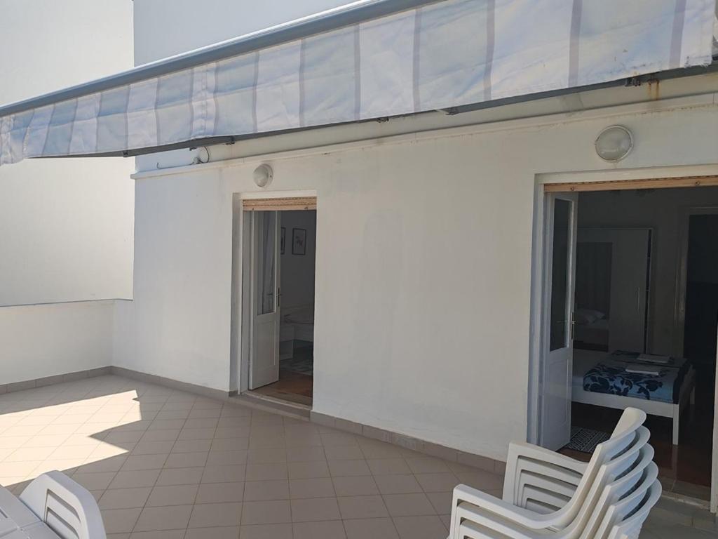 Vila Ribaric Banjol Exteriér fotografie