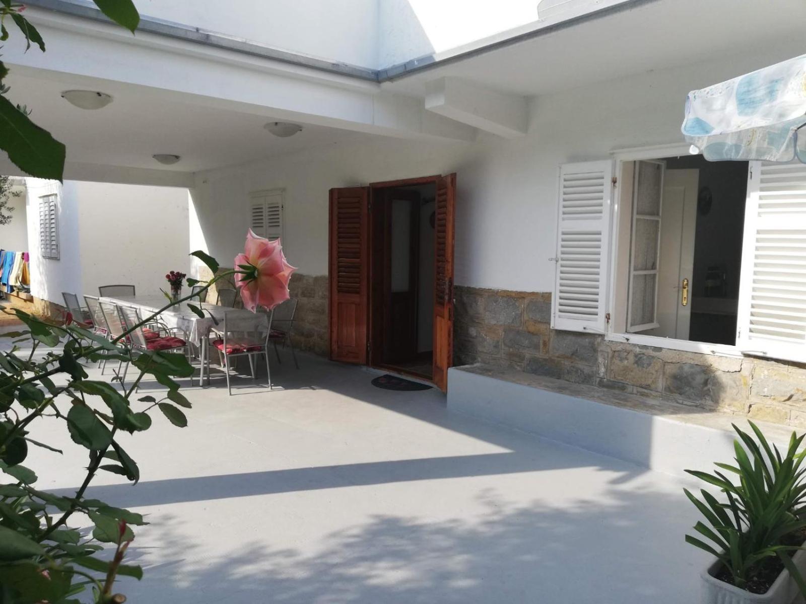 Vila Ribaric Banjol Exteriér fotografie